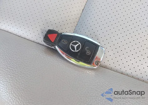 2014 Mercedes-Benz Glk 350 4Matic z USA, uszkodzony, nr VIN WDCGG8JB3EG316610